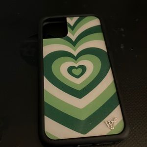 Wildflower-IPhone 11-Matcha Latte